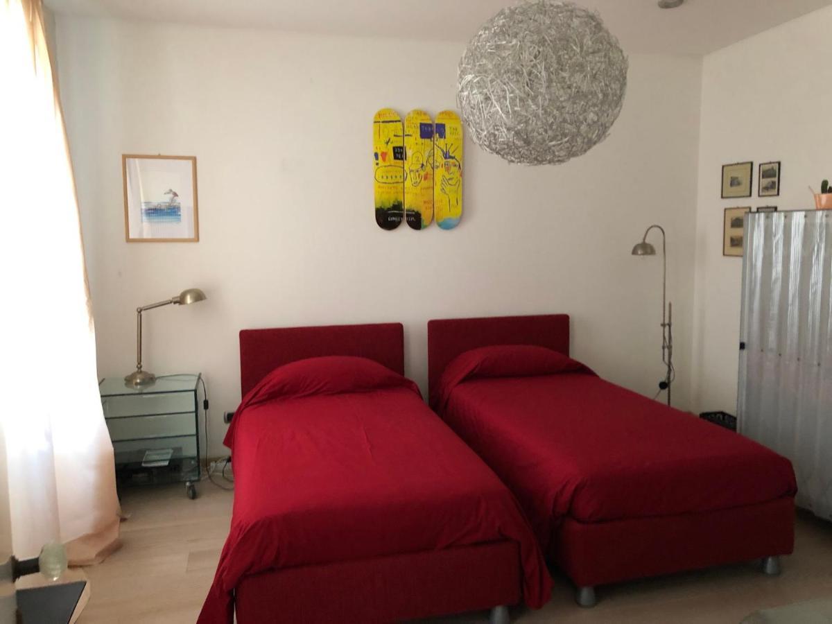 Ghetto Modern Apt For 4, Venice Appartement Buitenkant foto