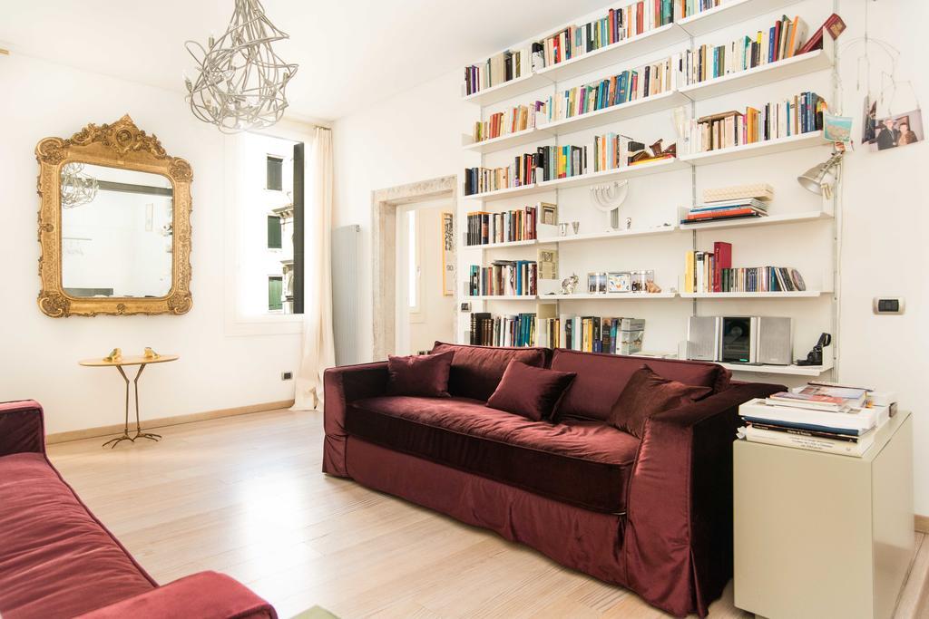 Ghetto Modern Apt For 4, Venice Appartement Buitenkant foto